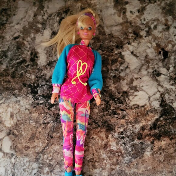 Vintage Winter Sports Barbie Doll Mattel-1990s - Picture 1 of 5